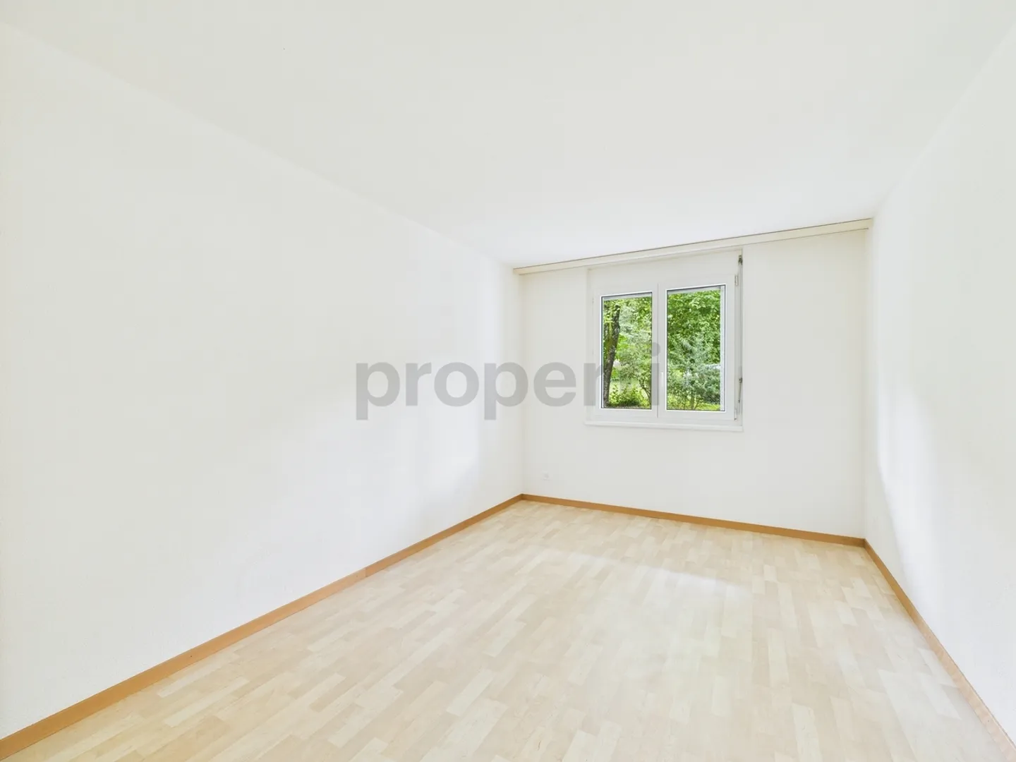 Charmante 2.5-Zimmer-Wohnung an ruhiger Lage in Stallikon - Foto 8 von 12