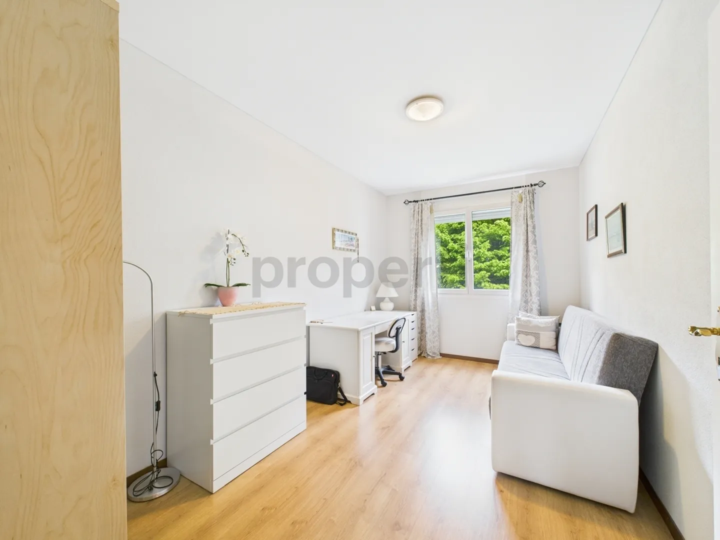 Appartamento esclusivo di 4.5 locali a Bellinzona, TI  Comfort moderno in posizione centrale - Foto 5 di 10