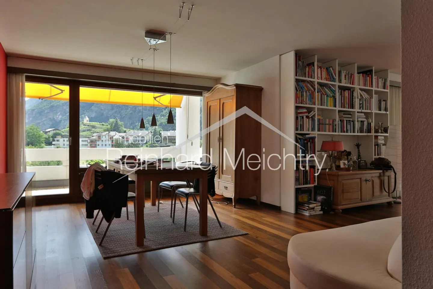 Top penthouse apartment with the best view of Visp - Photo 10 of 18