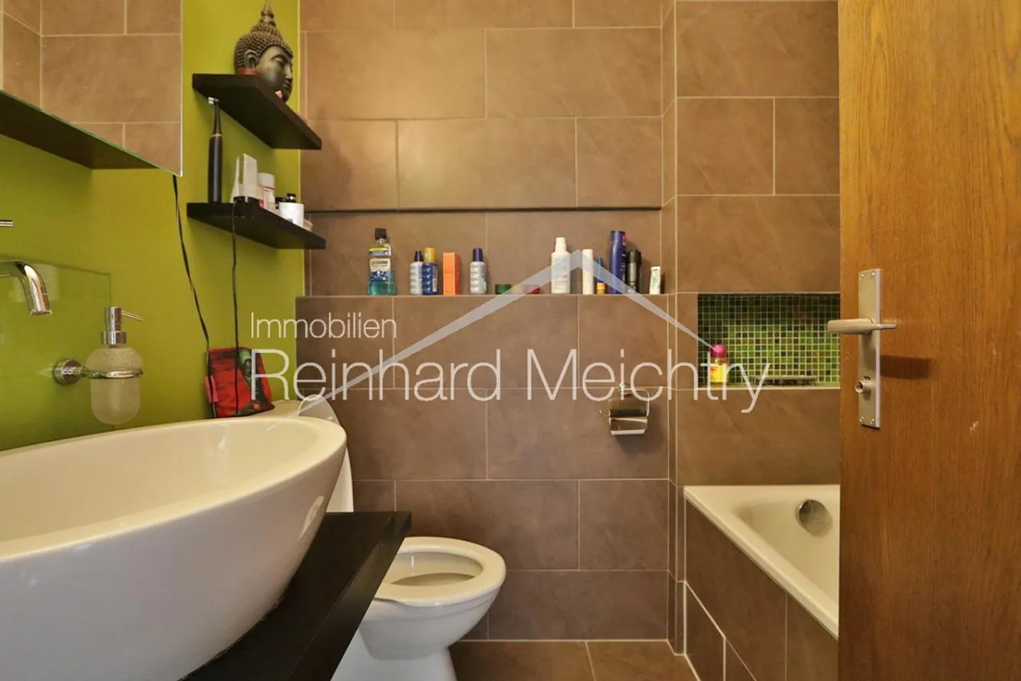 Top penthouse apartment with the best view of Visp - Photo 12 of 18