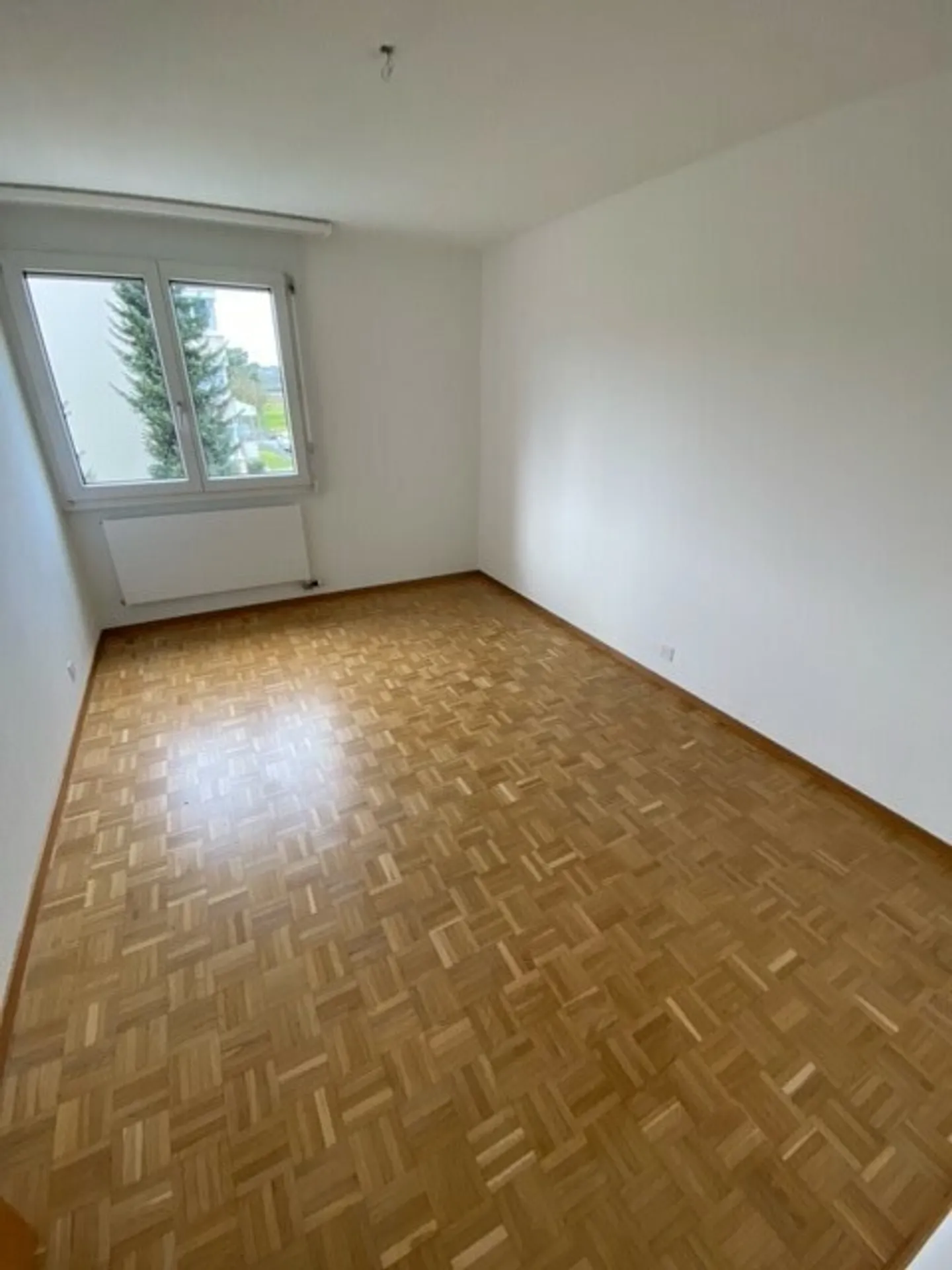 5-Zimmer-Wohnung im 1. Stock - Foto 6 von 12