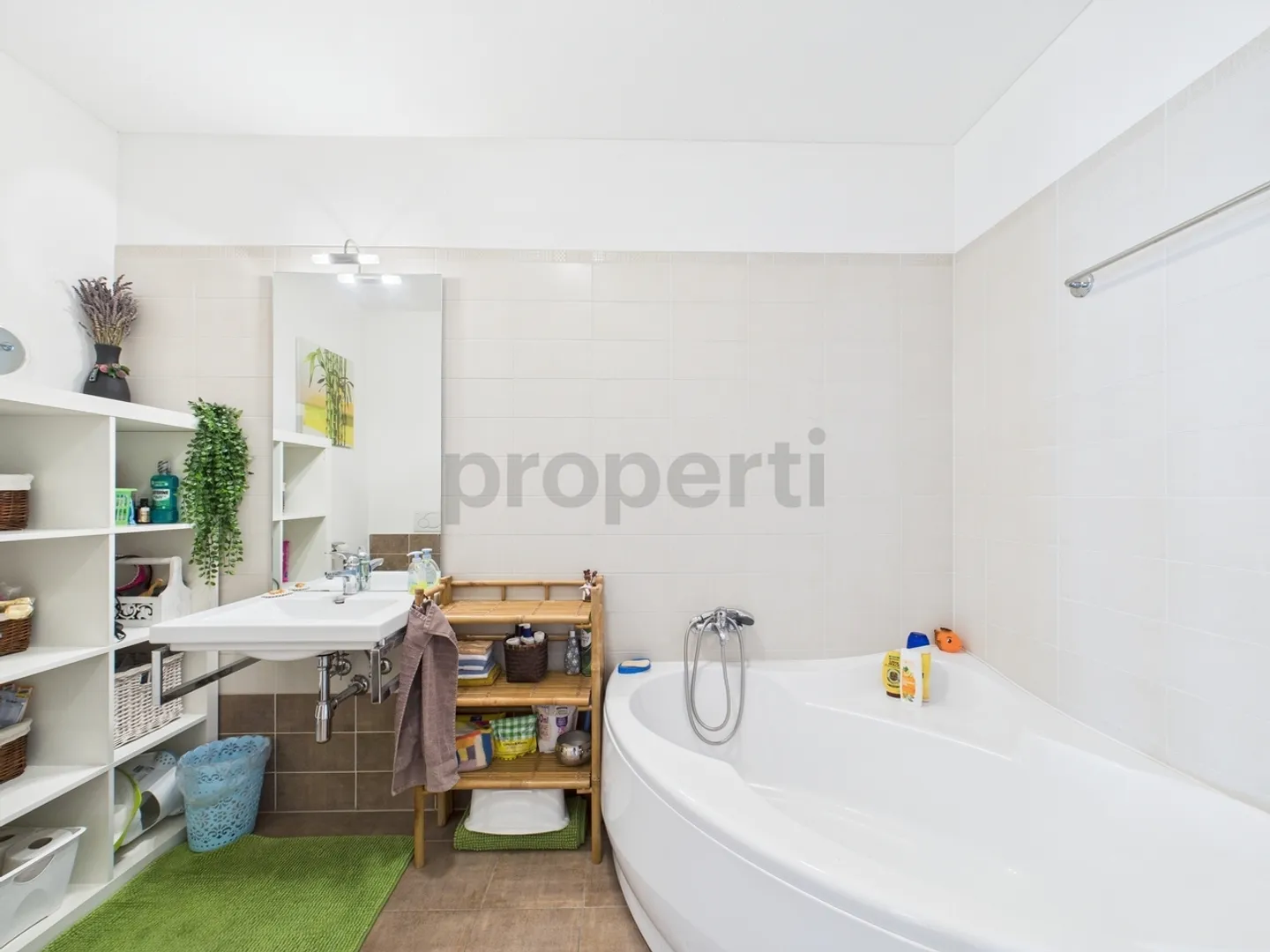 Appartamento esclusivo di 4.5 locali a Bellinzona, TI  Comfort moderno in posizione centrale - Foto 7 di 10