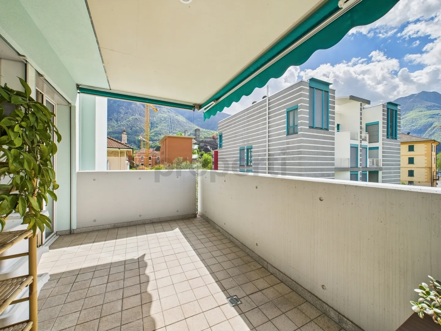 Appartamento esclusivo di 4.5 locali a Bellinzona, TI  Comfort moderno in posizione centrale - Foto 9 di 10