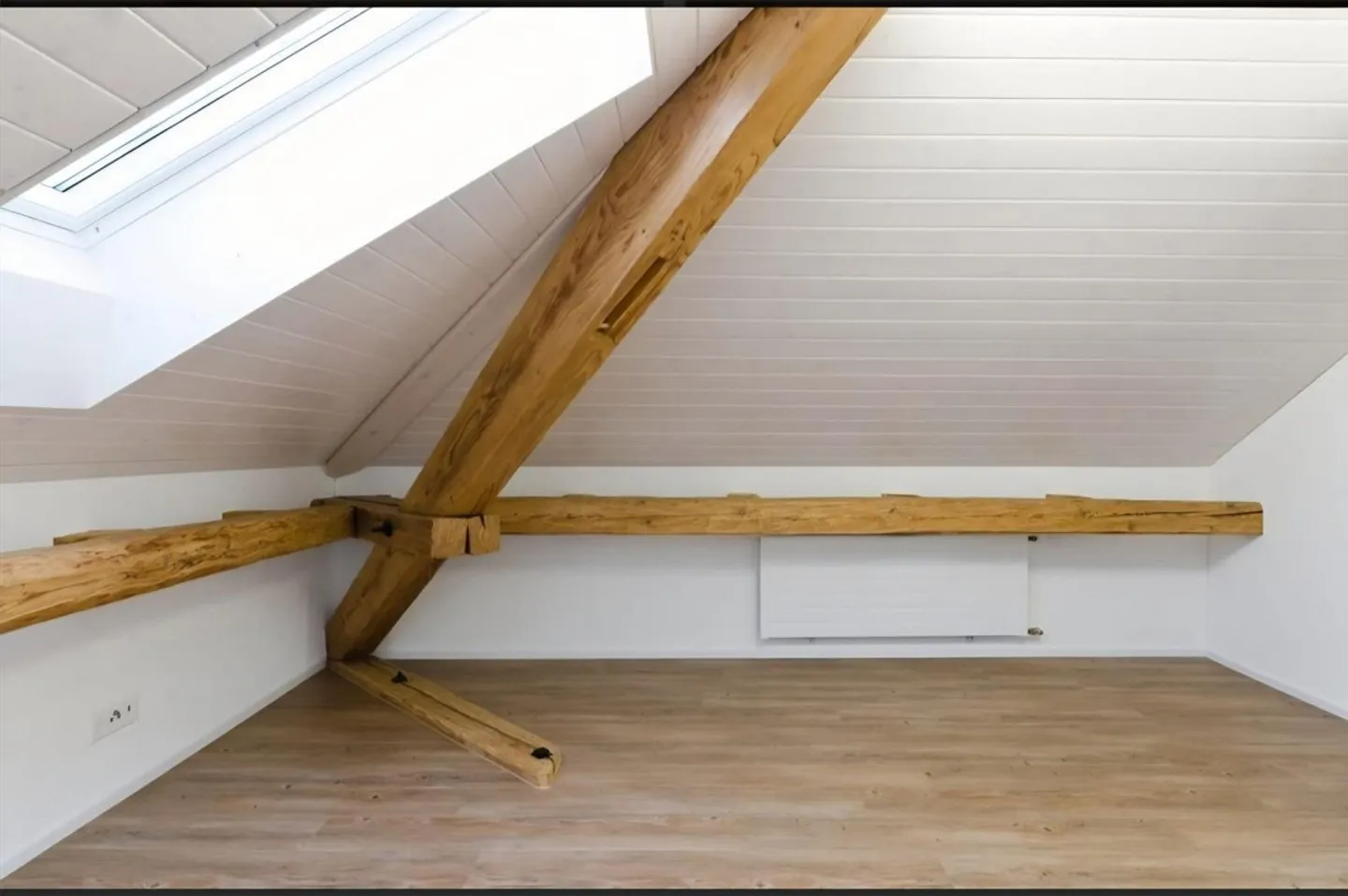 Charmante Dachwohnung in Berg TG - Foto 3 von 8