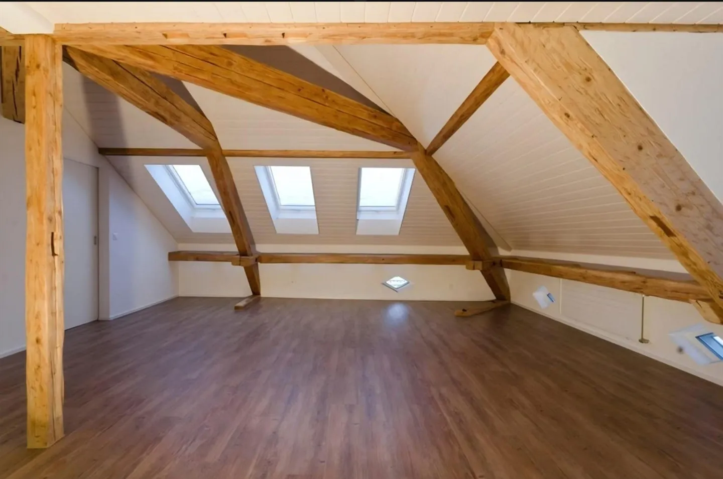 Charmante Dachwohnung in Berg TG - Foto 6 von 8