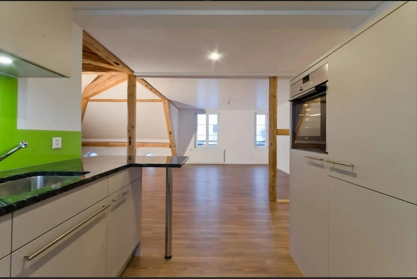 Charmante Dachwohnung in Berg TG - Foto 7 von 8