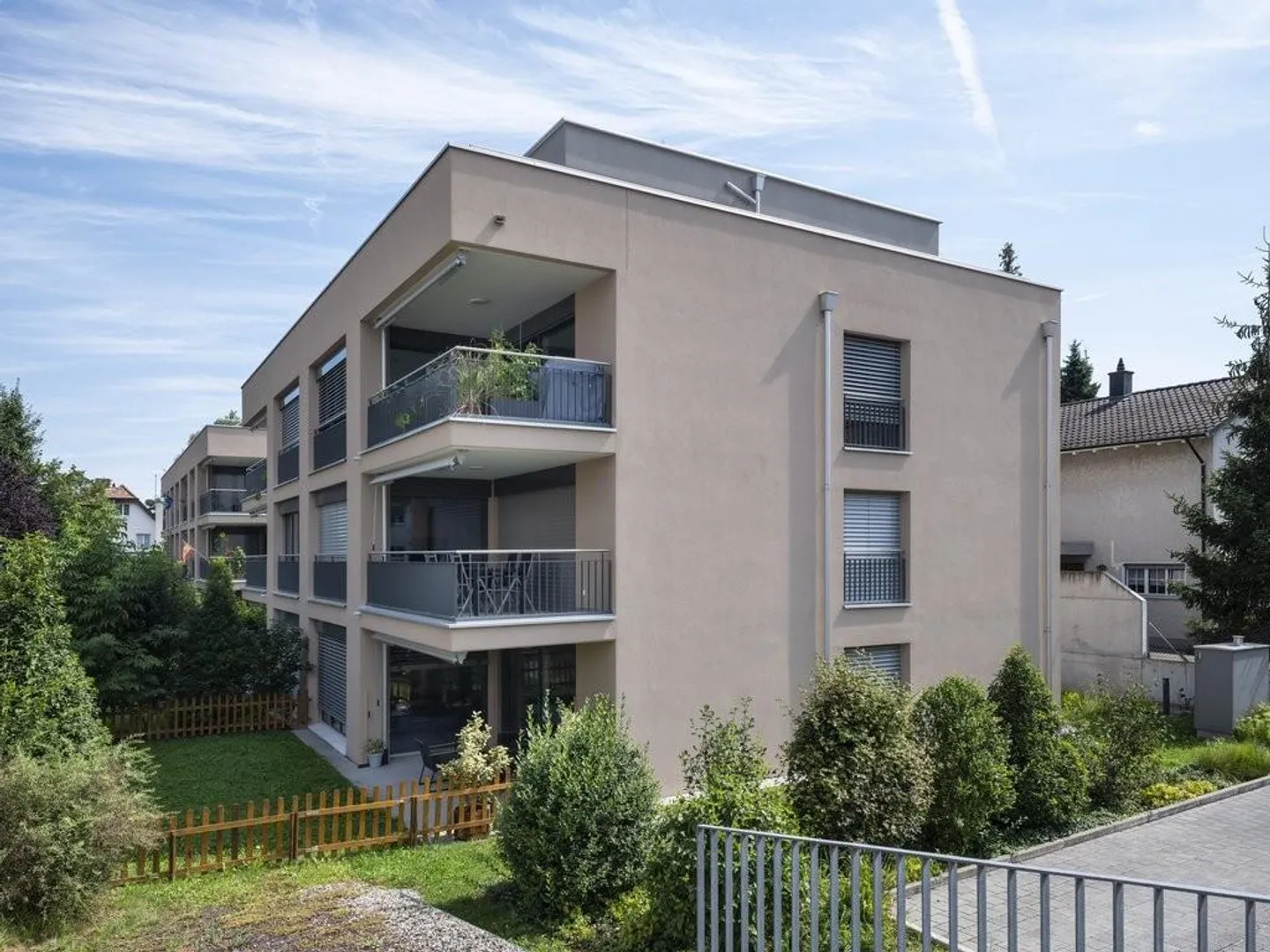 Appartamento moderno di 3,5 locali nel verde - Foto 1 di 12