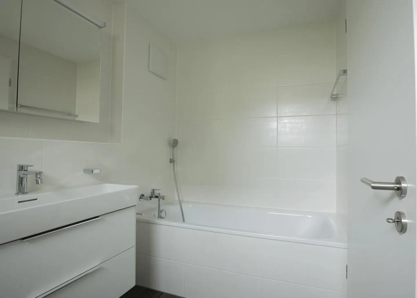 Appartamento moderno di 3,5 locali nel verde - Foto 5 di 12