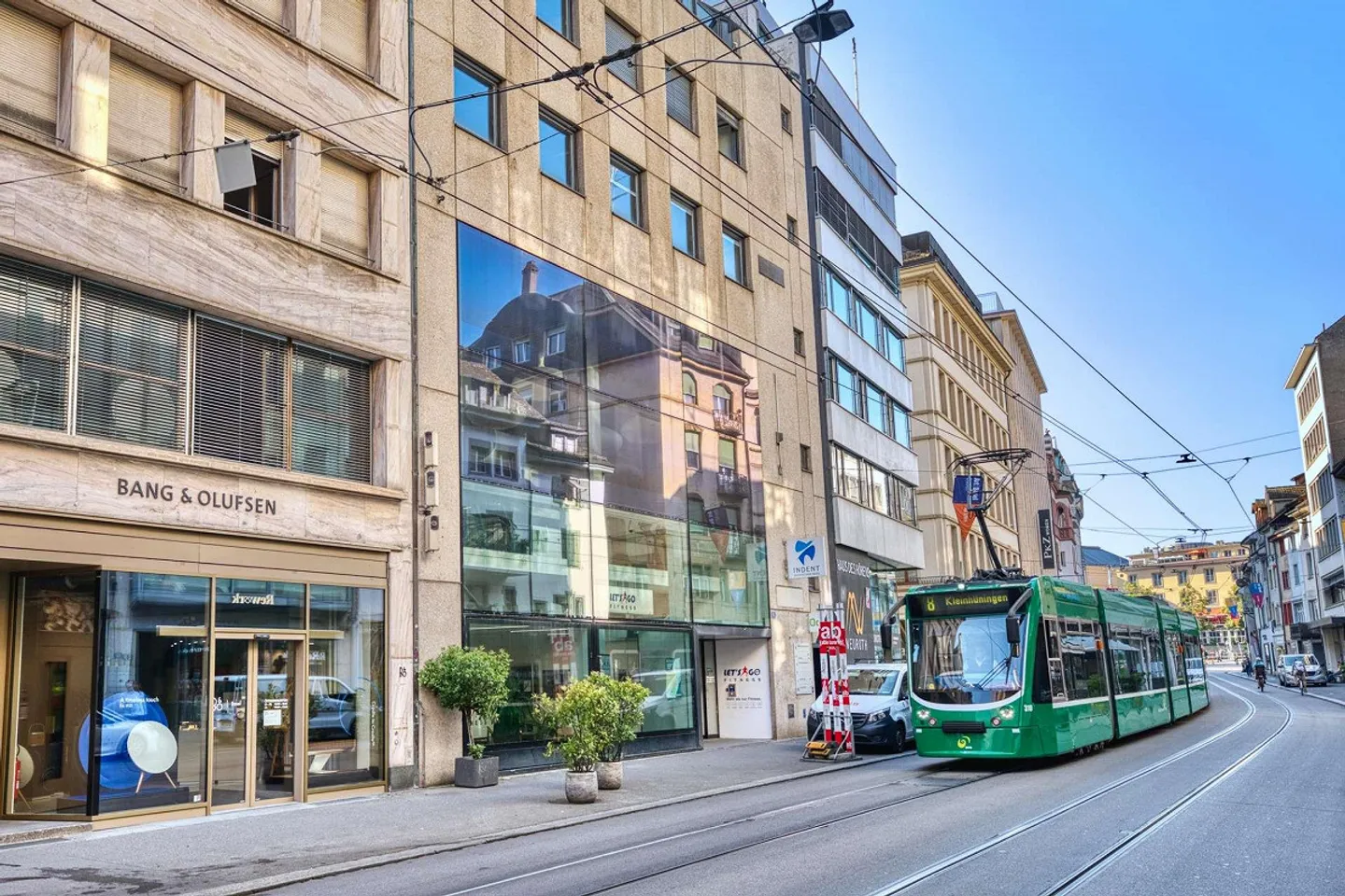 Superficie ufficio rappresentativa nel cuore di Basilea - 200 m² con terrazza sul tetto - Foto 3 di 6