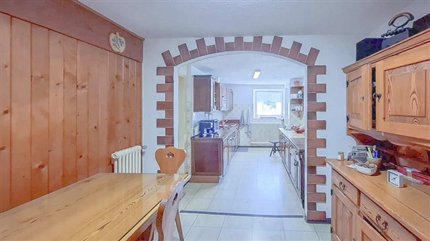 Old farmhouse on a plot of 2,169 m2 + plot of 6,072 - Photo 11 of 20