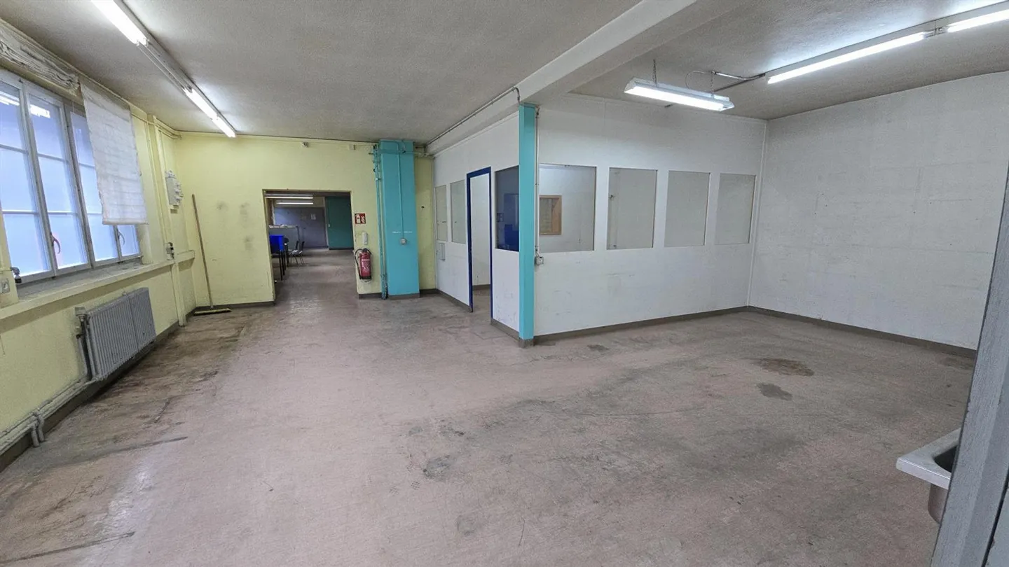 Vielseitiger Lagerraum - Foto 4 von 4