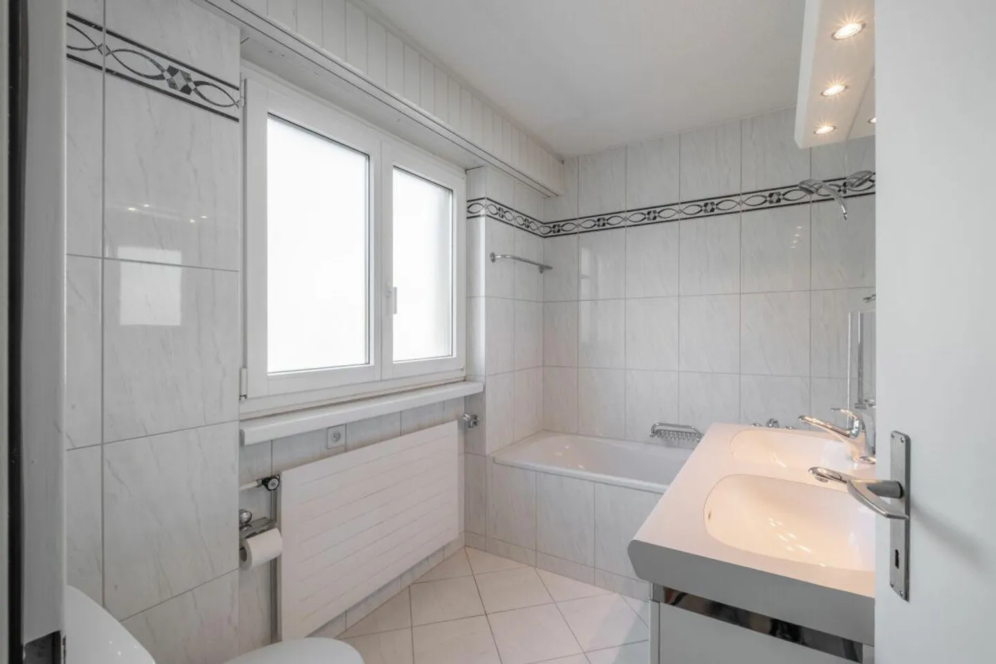 Appartamento 4.5 camere centrale con vista sulle montagne - Foto 8 di 20