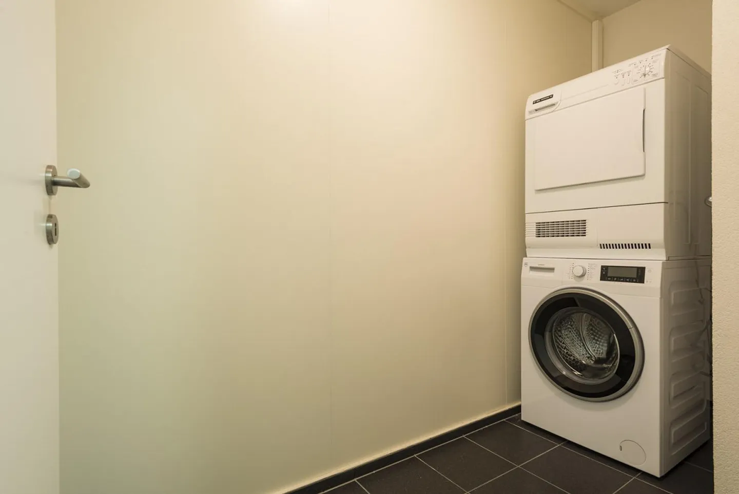 Grosszügige Erdgeschosswohnung - Foto 7 von 8