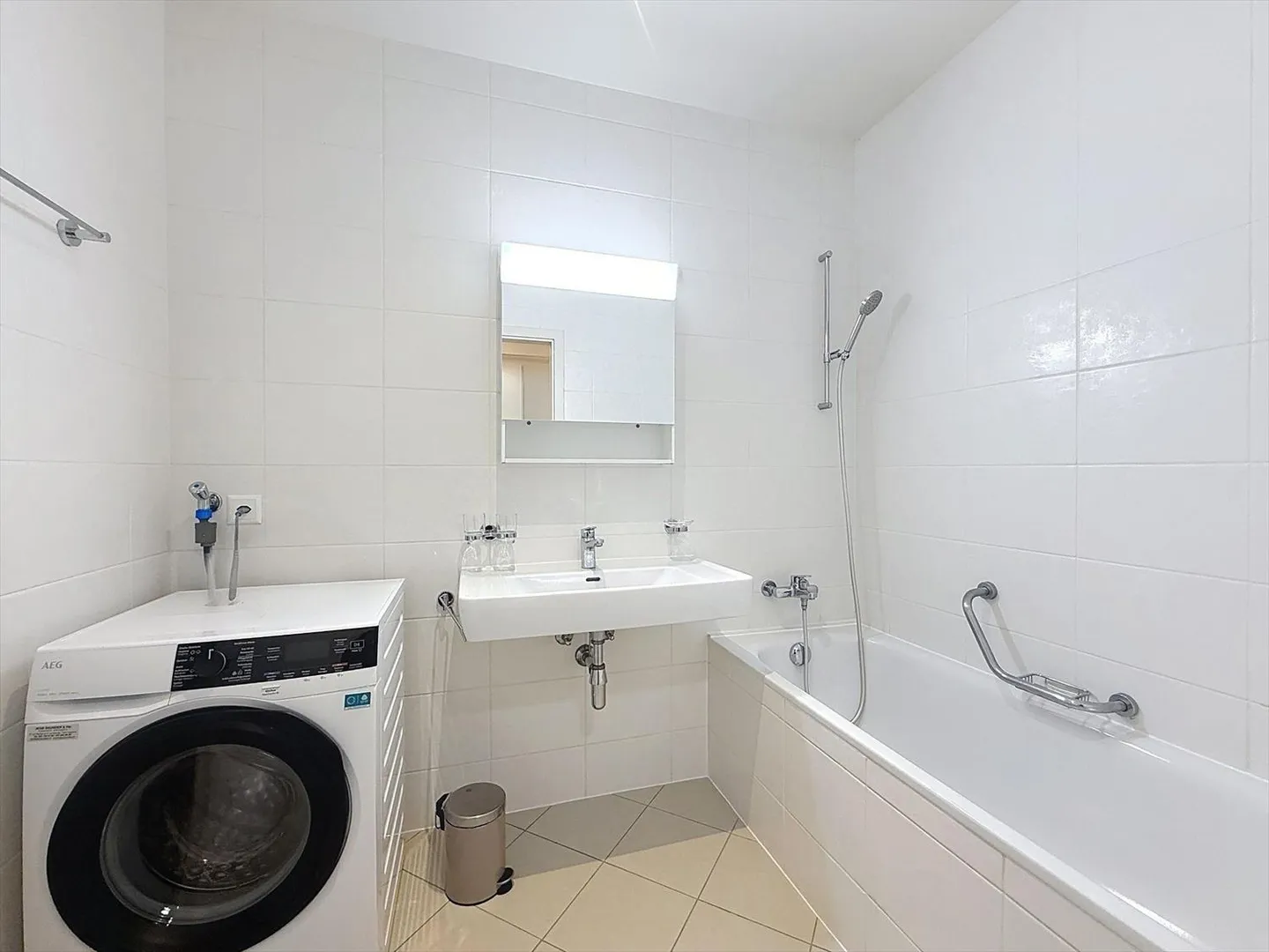 Appartamento ammobiliato in affitto - Foto 7 di 8