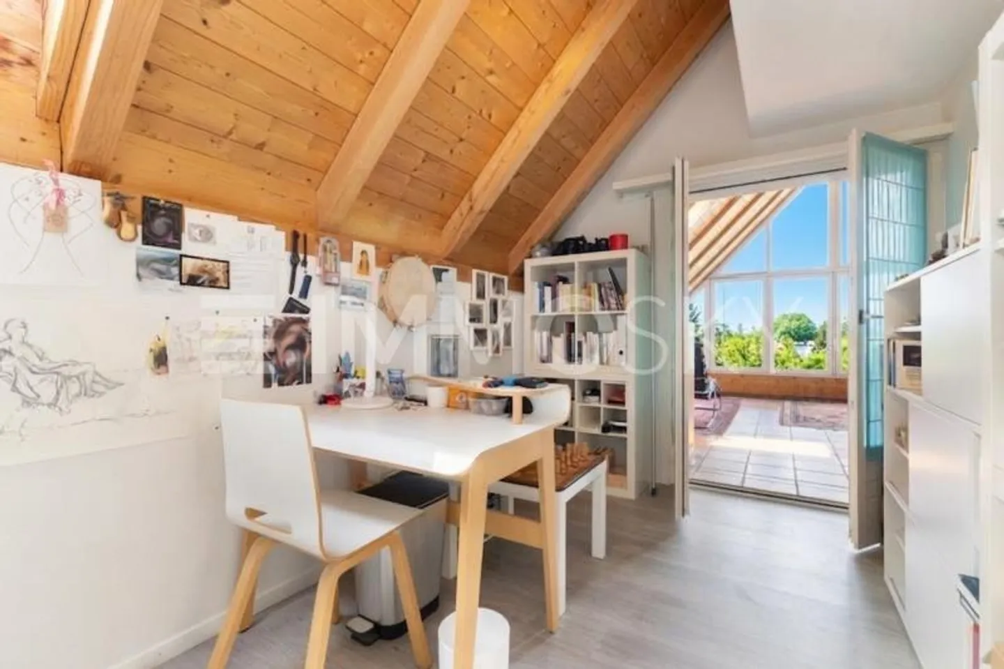 Deux étages. Une maison. Beaucoup de sensations de vie. - Photo 7 sur 9