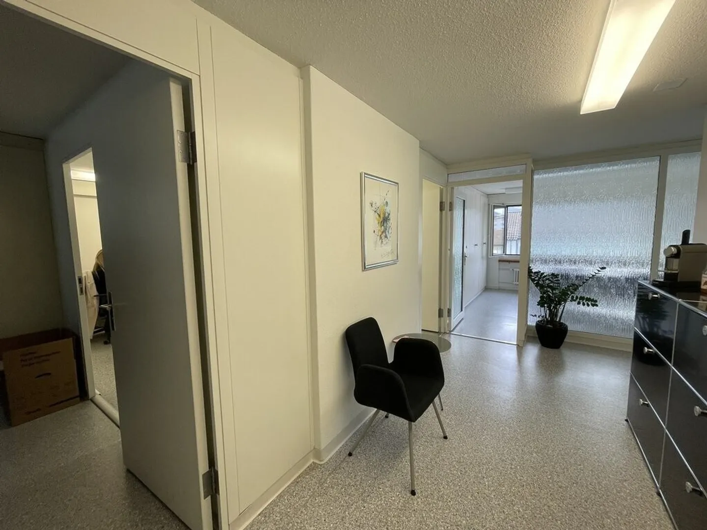 Il tuo immobile commerciale di oltre 95m2 nel centro di Horw! - Foto 6 di 6