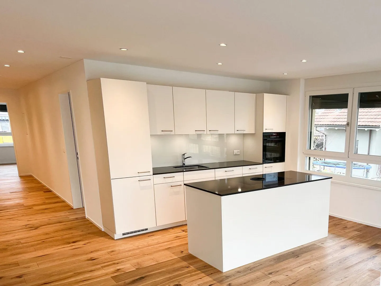 Appartement moderne de 3,5 pièces près du lac - Photo 2 sur 9