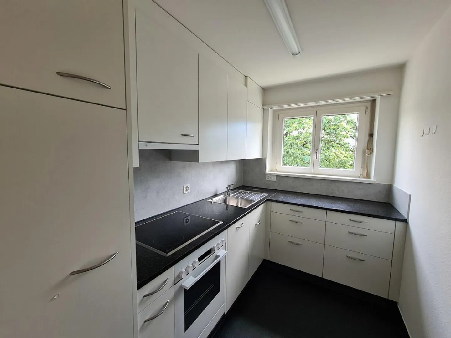 near the city with beautiful views - Photo 1 of 6