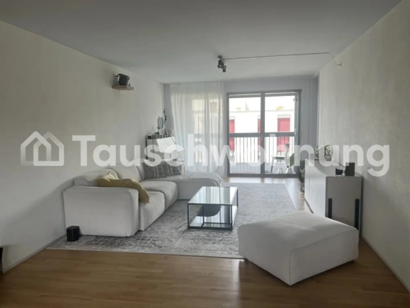 Spacious Apartment with Pool - Photo 1 of 1