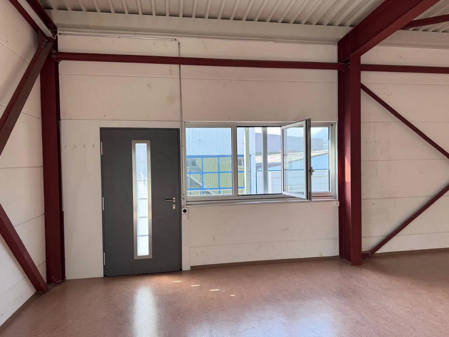 205 m² Produzione/Magazzino - Foto 5 di 10