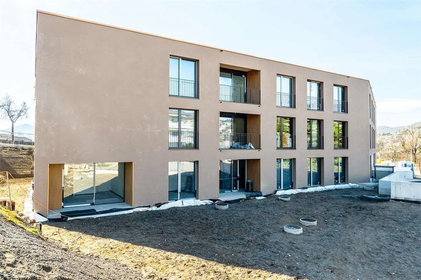 Nuovo appartamento 4.5 con giardino - Foto 5 di 13