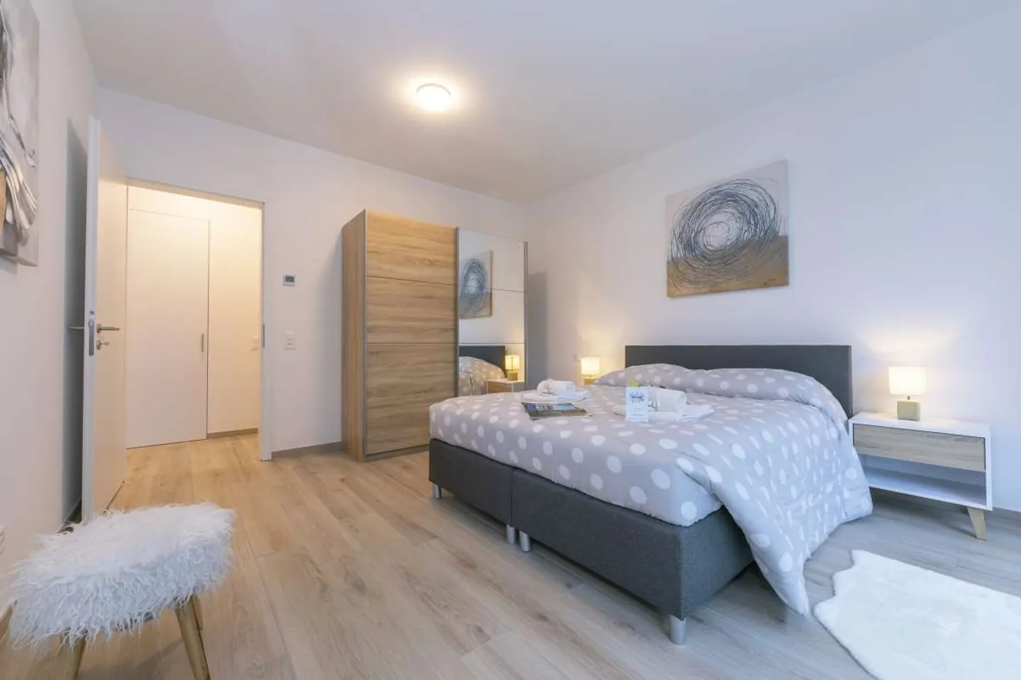 Viganello - Modern 2.5-Room Apartment - Photo 7 of 9