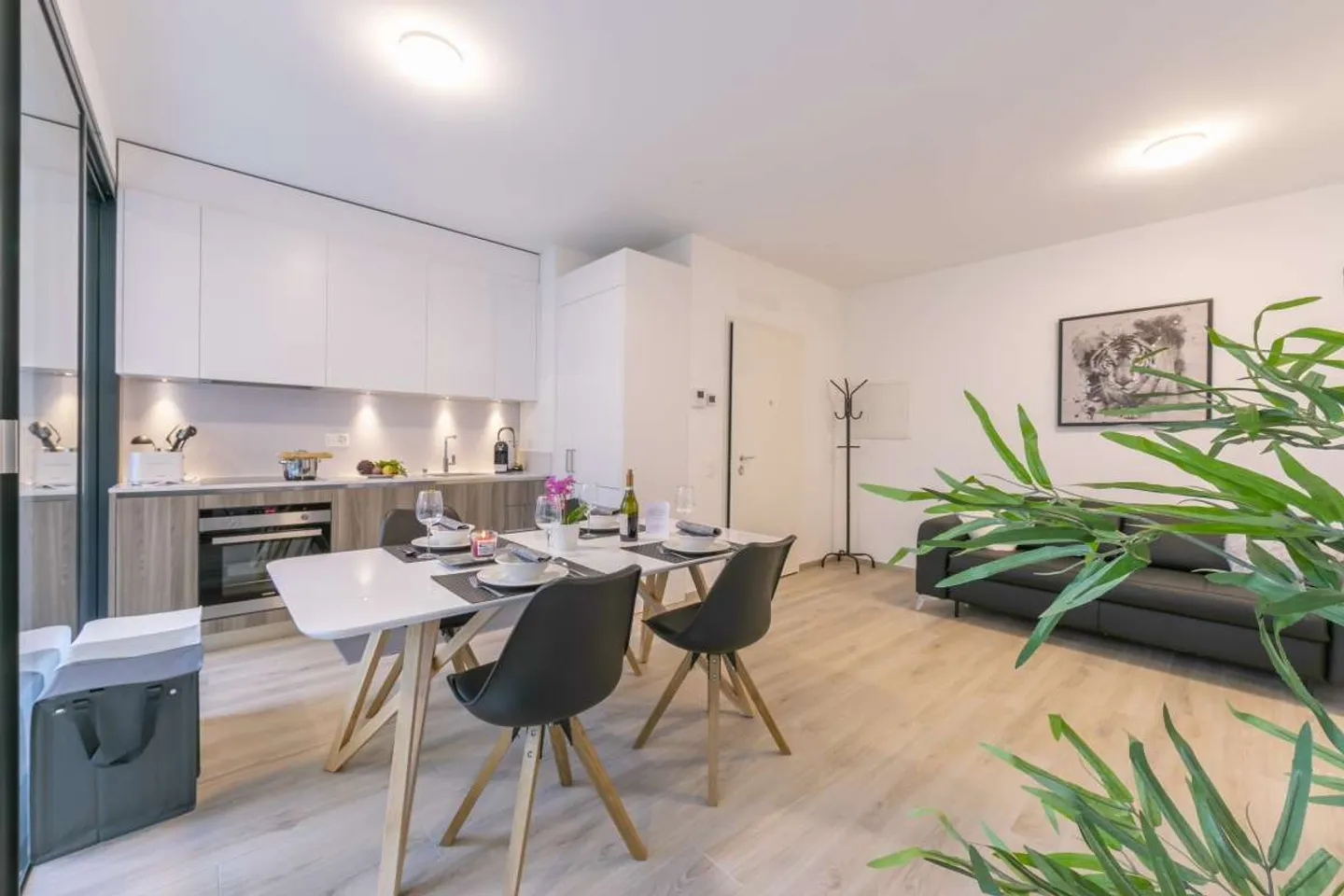 Viganello - Modern 2.5-Room Apartment - Photo 3 of 9