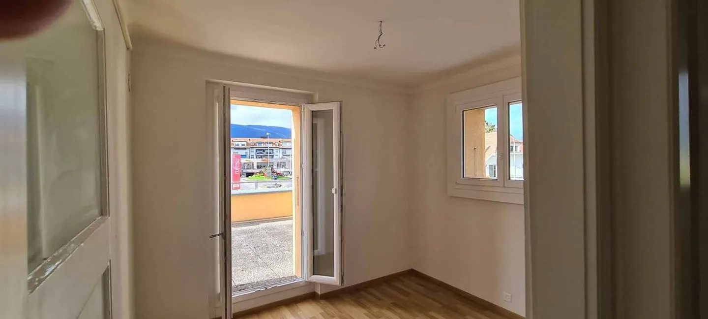 À louer  Spacieux appartement de 4 pièces avec conciergerie à repourvoir - Photo 11 sur 12