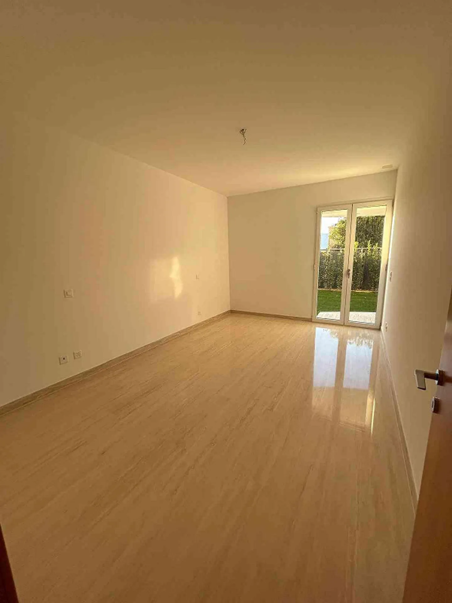 Sunny Villa lake view Whirlpool 5.5 Rooms, 190 m² - Photo 11 of 26