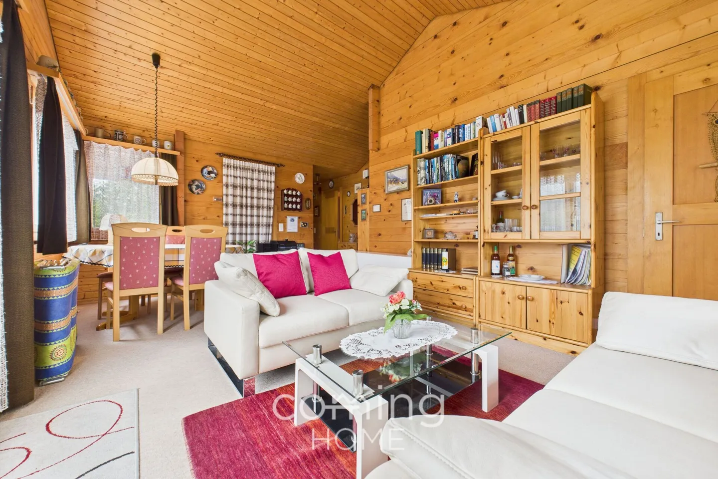 Chalet mit 2 Drei-Zimmer-Wohnungen und Panoramablick auf die Berge - Zweitwohnung im Lötschental VS - Foto 4 von 26