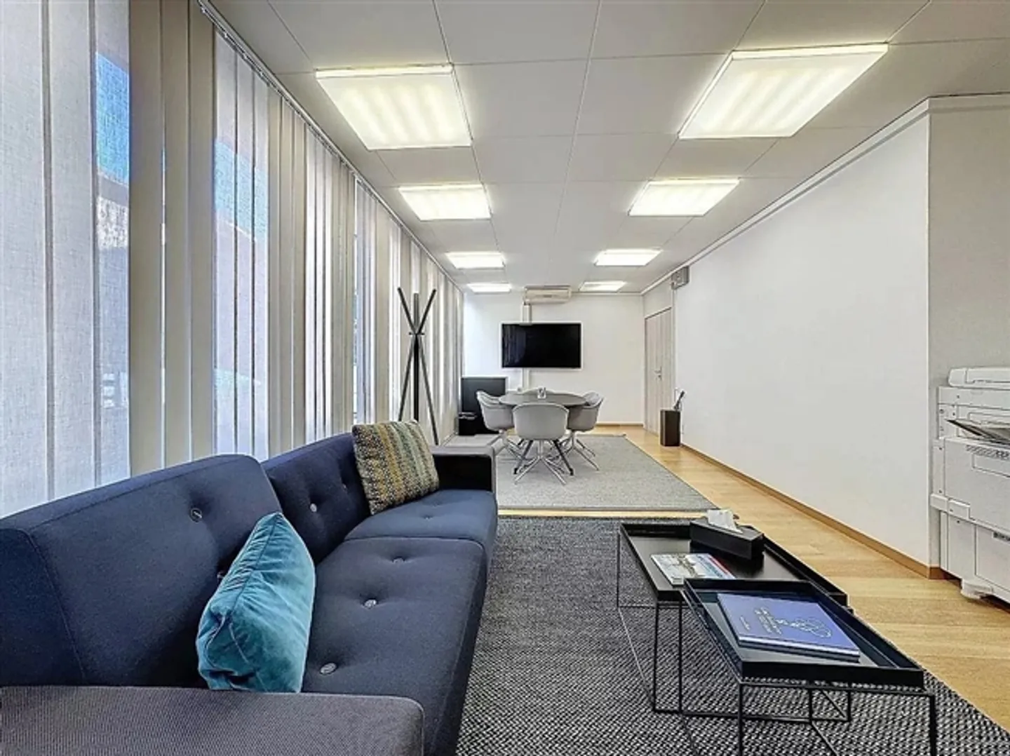 FREE RENT 1 Month! - Photo 4 of 4