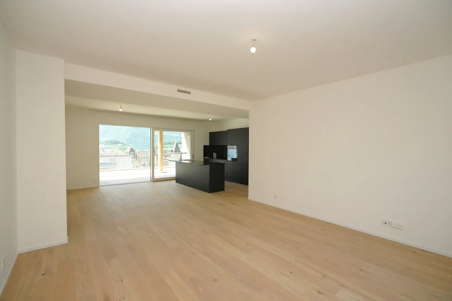 Exceptional Penthouse of 4.5 Rooms
City Center of Sierre - Photo 1 of 21