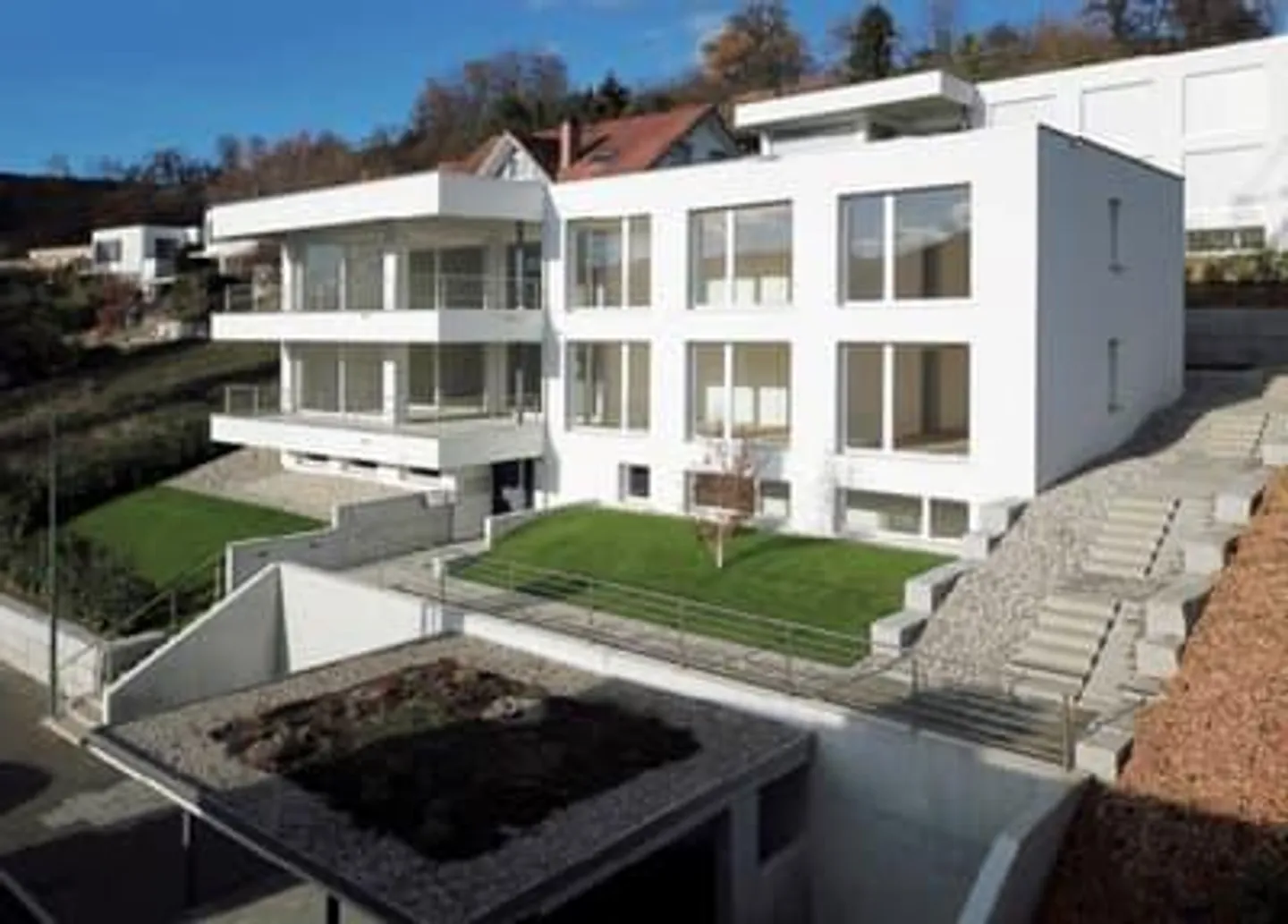 Modern 4.5-room terrace apartment in Sissach with panoramic view - Photo 1 of 25