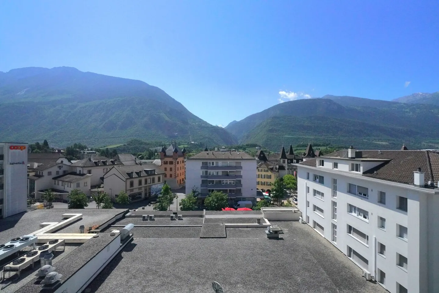 Exceptional Penthouse of 4.5 Rooms
City Center of Sierre - Photo 17 of 21