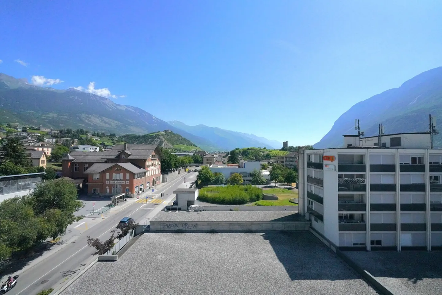 Exceptional Penthouse of 4.5 Rooms
City Center of Sierre - Photo 18 of 21