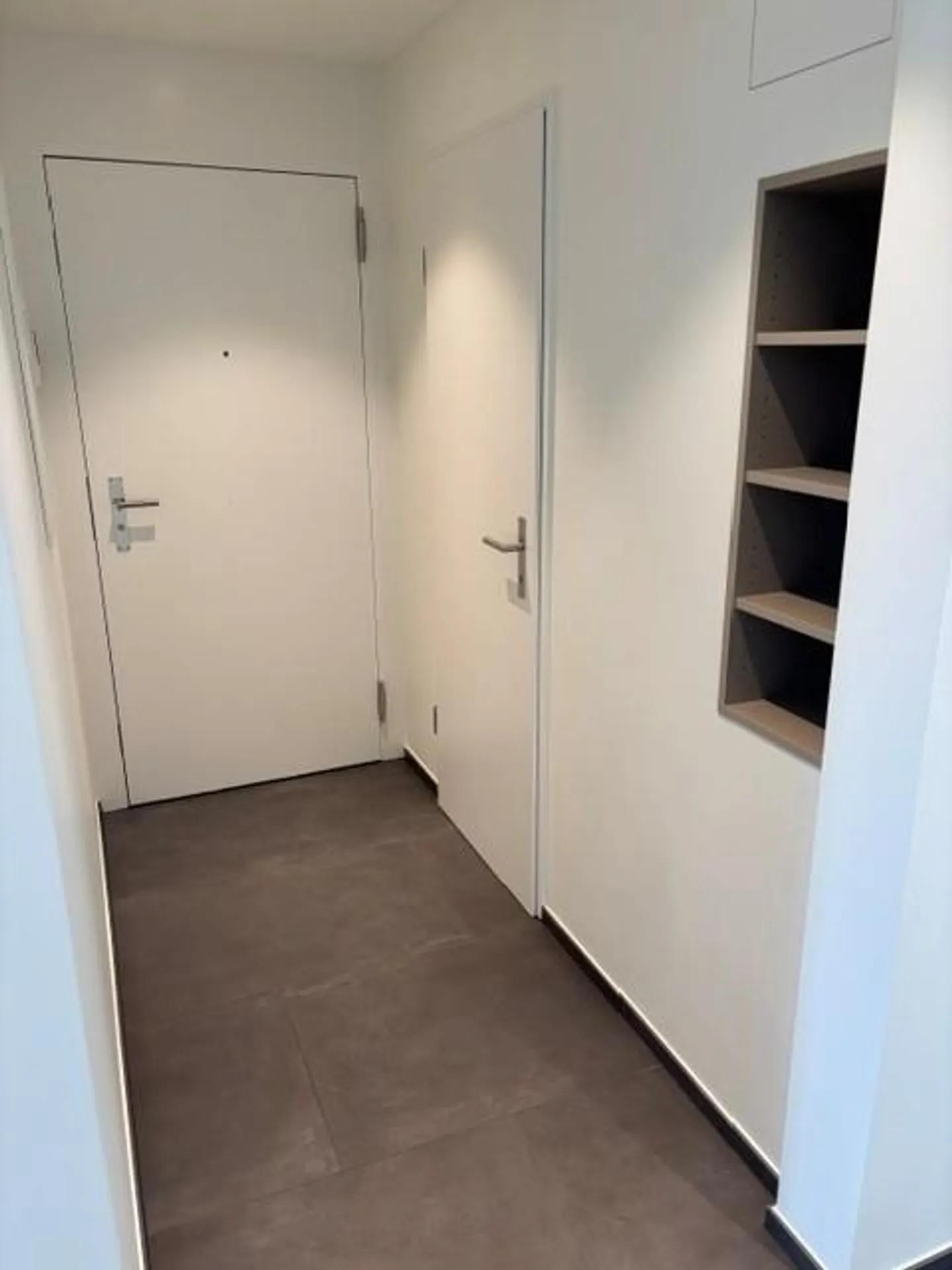 Modern living for low taxes - Photo 9 of 24