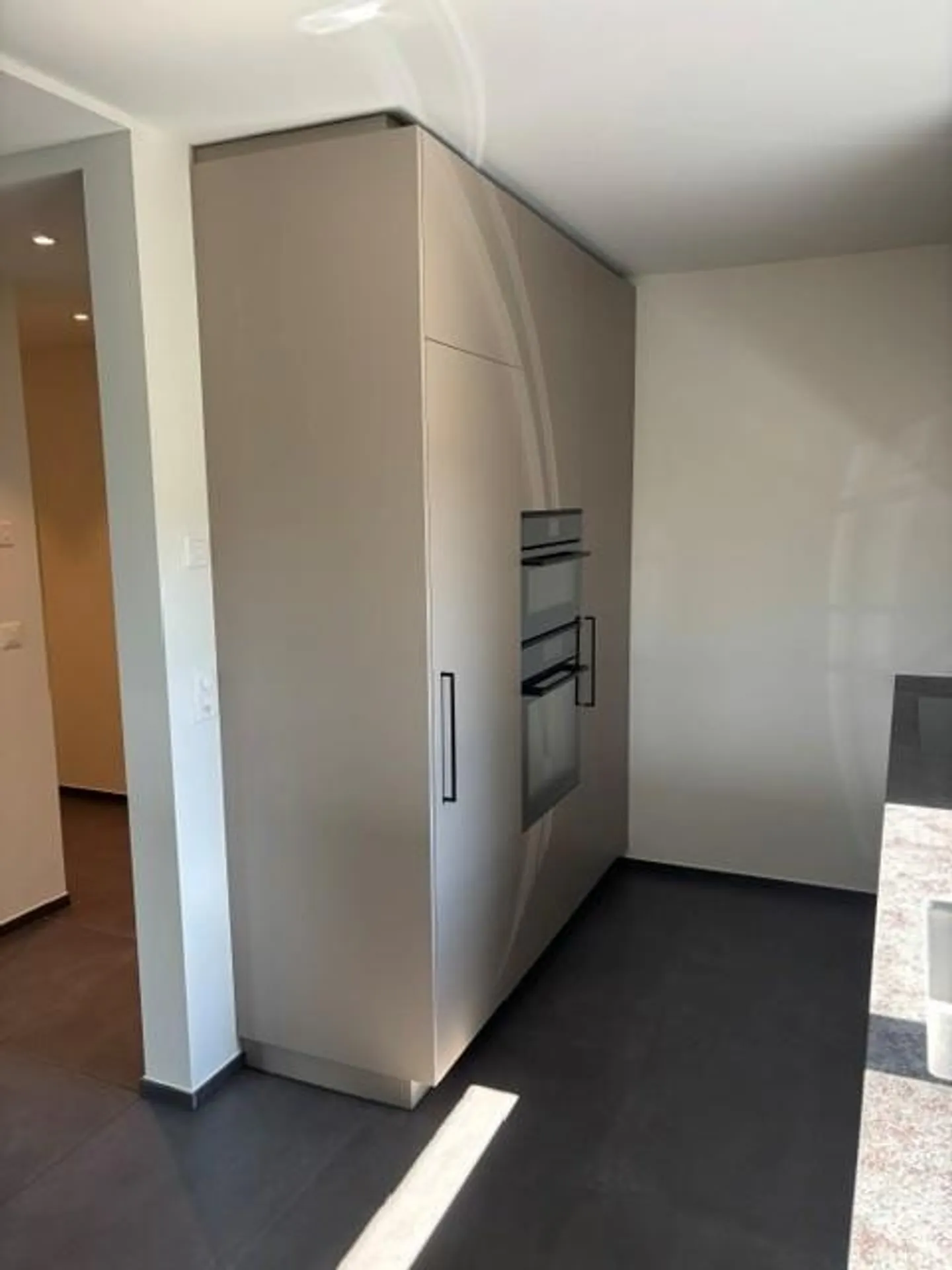 Modern living for low taxes - Photo 7 of 24