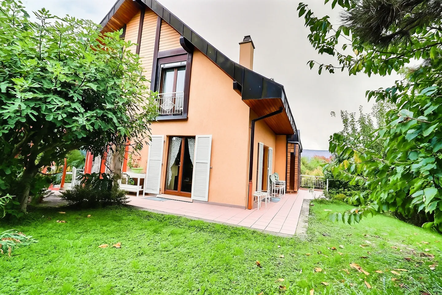 Très grande maison familiale en viager occupé sans rente - Photo 3 sur 16