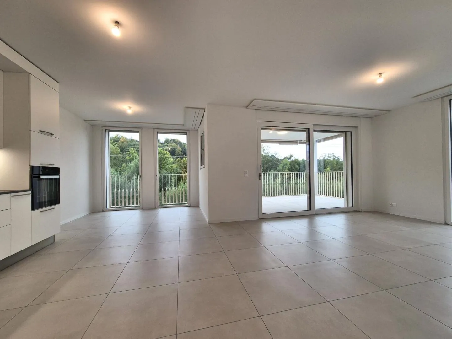 Appartement moderne 3.5 pièces - Photo 2 sur 11