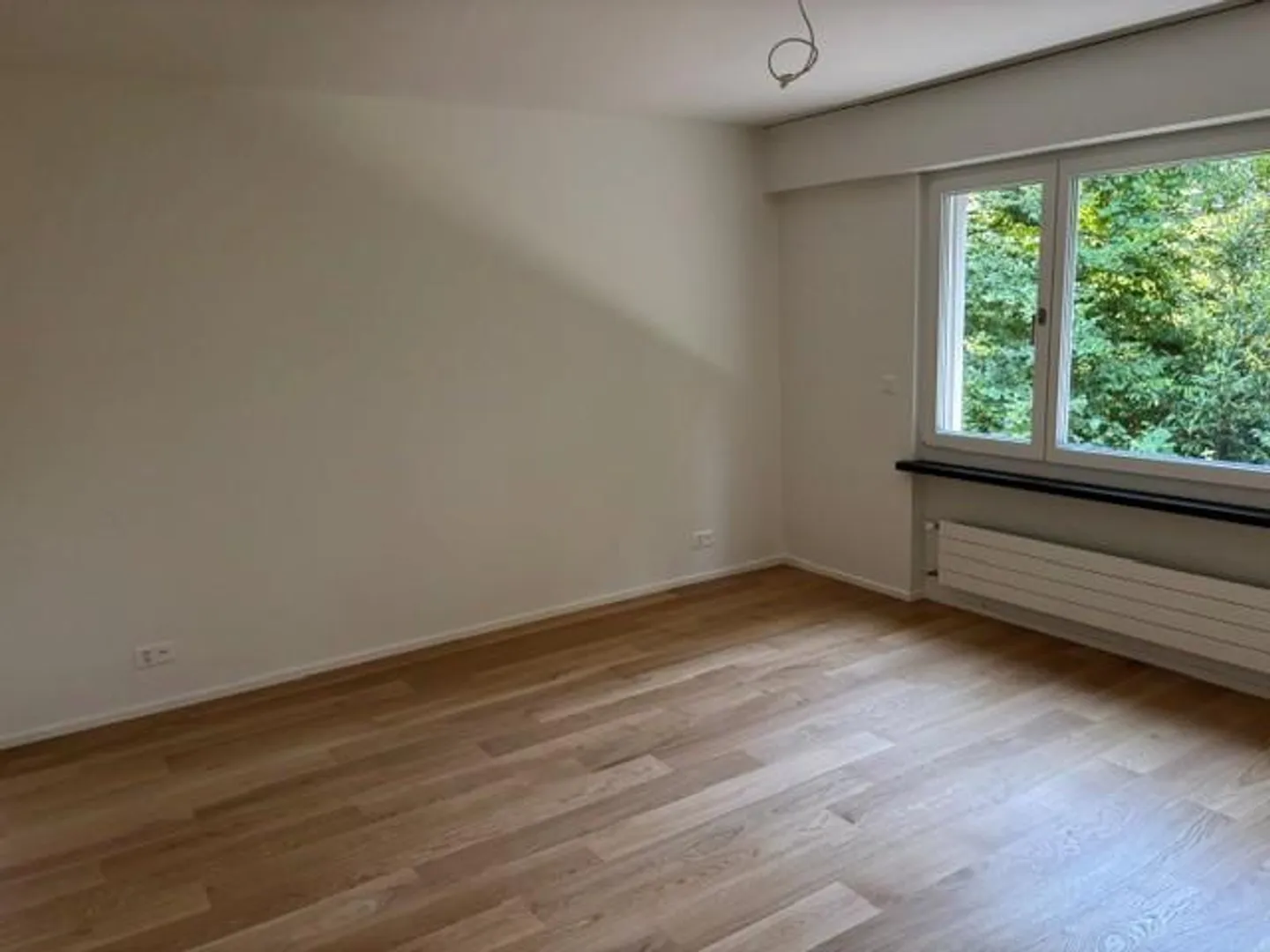 Modern living for low taxes - Photo 18 of 24