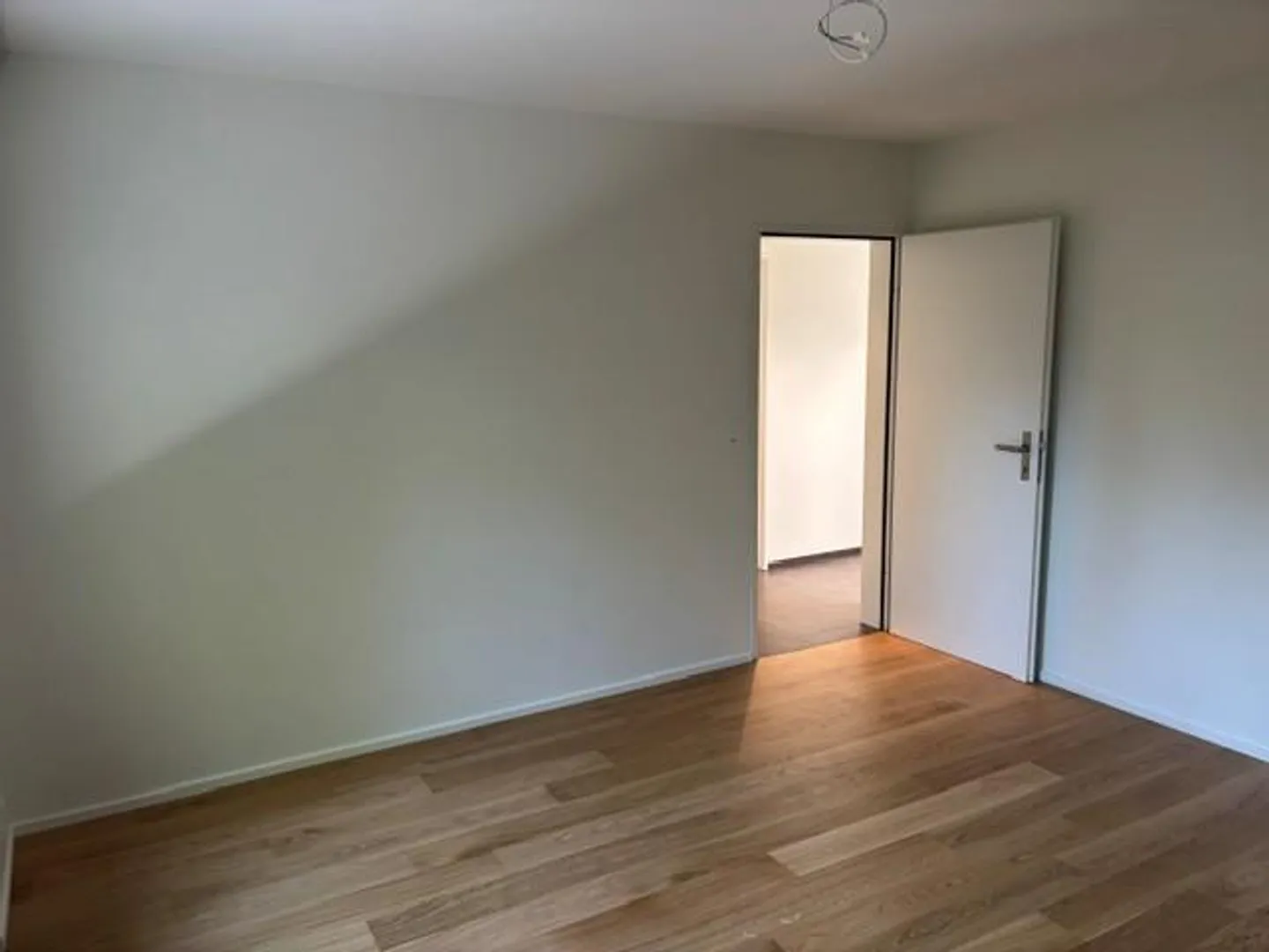 Modern living for low taxes - Photo 19 of 24
