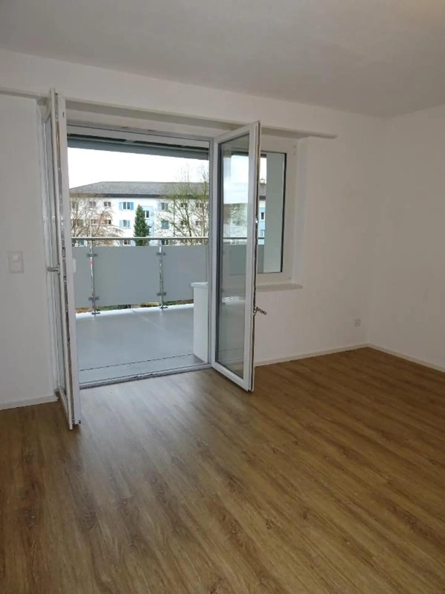 Appartement de 4 pièces - Photo 3 sur 5