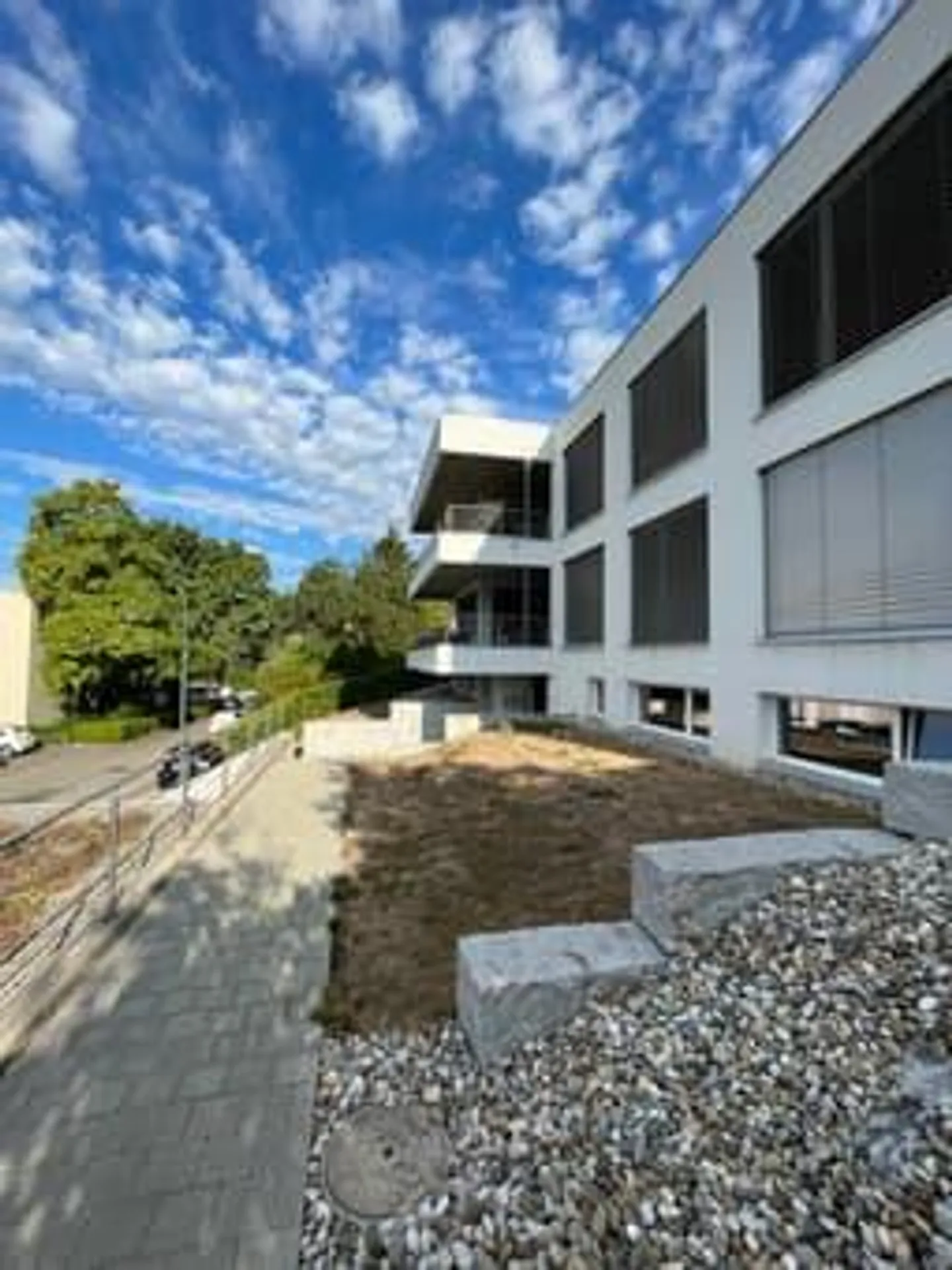 Modern 4.5-room terrace apartment in Sissach with panoramic view - Photo 4 of 25