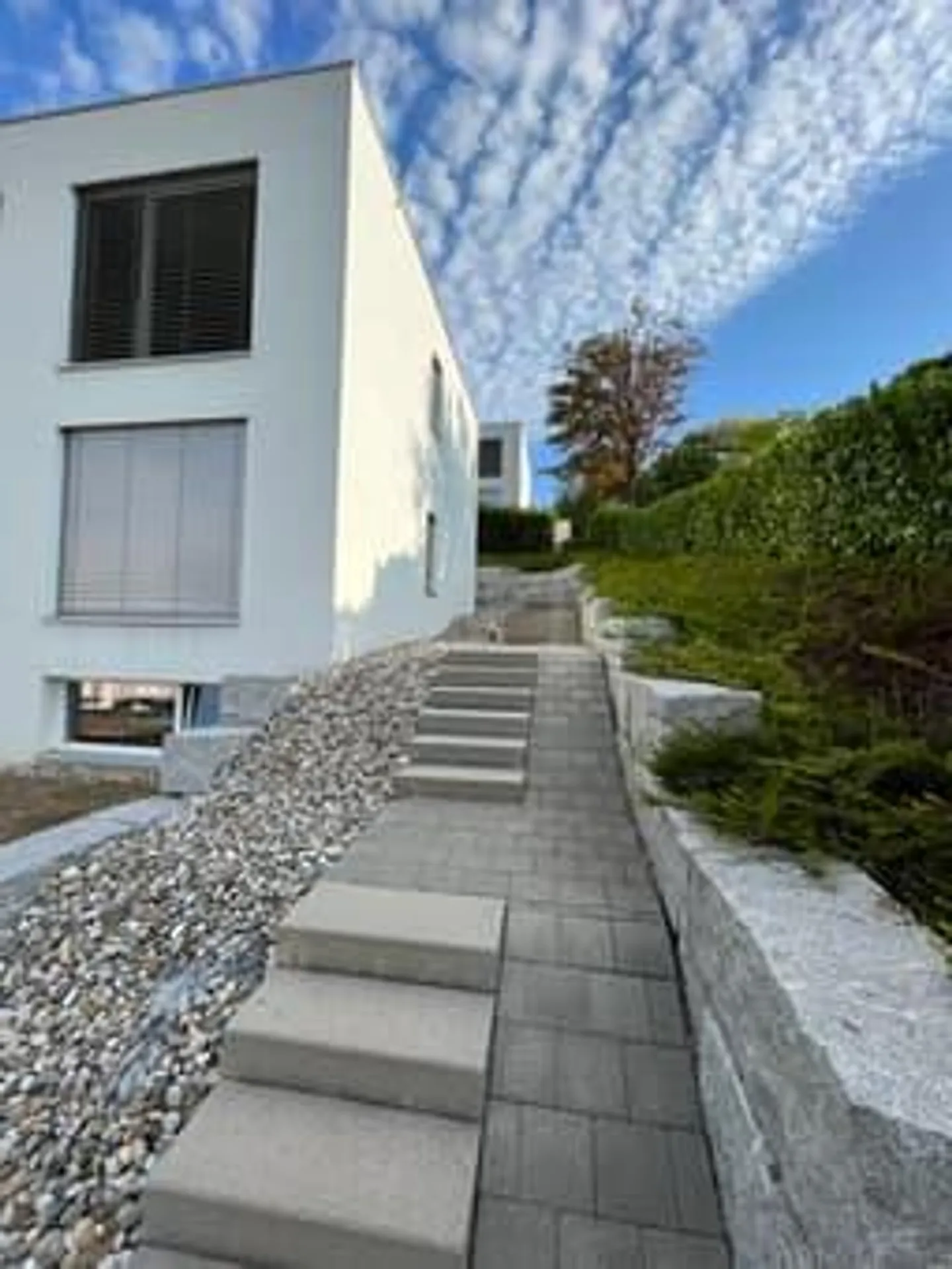 Modern 4.5-room terrace apartment in Sissach with panoramic view - Photo 5 of 25