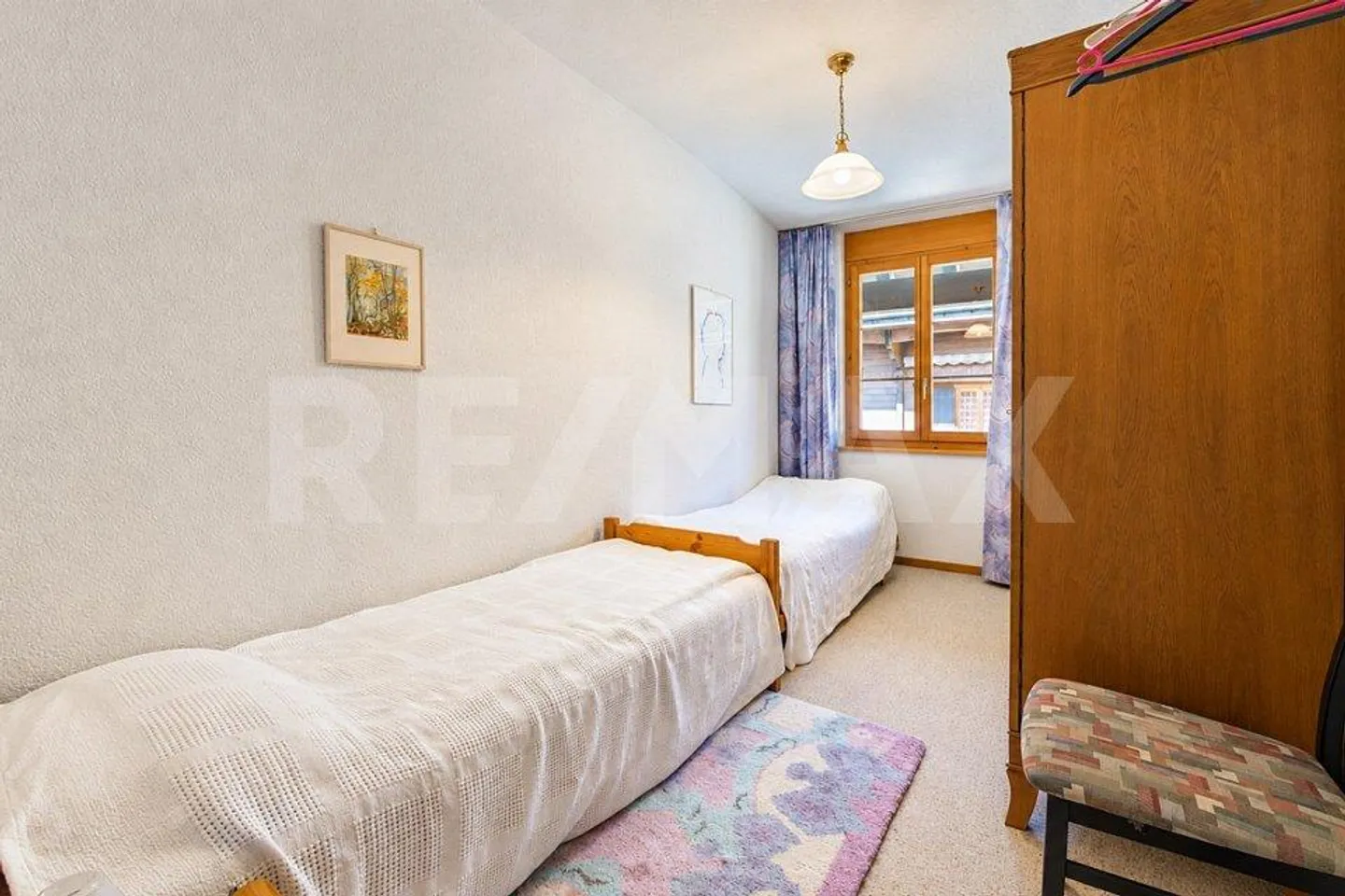 Appartement accueillant de 4,5 pièces avec beaucoup de confort de vie à Wilderswil - Photo 5 sur 12