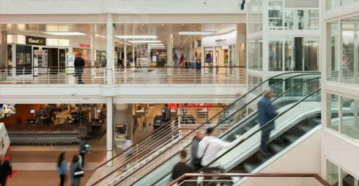 Deposit - Photo 3 of 4