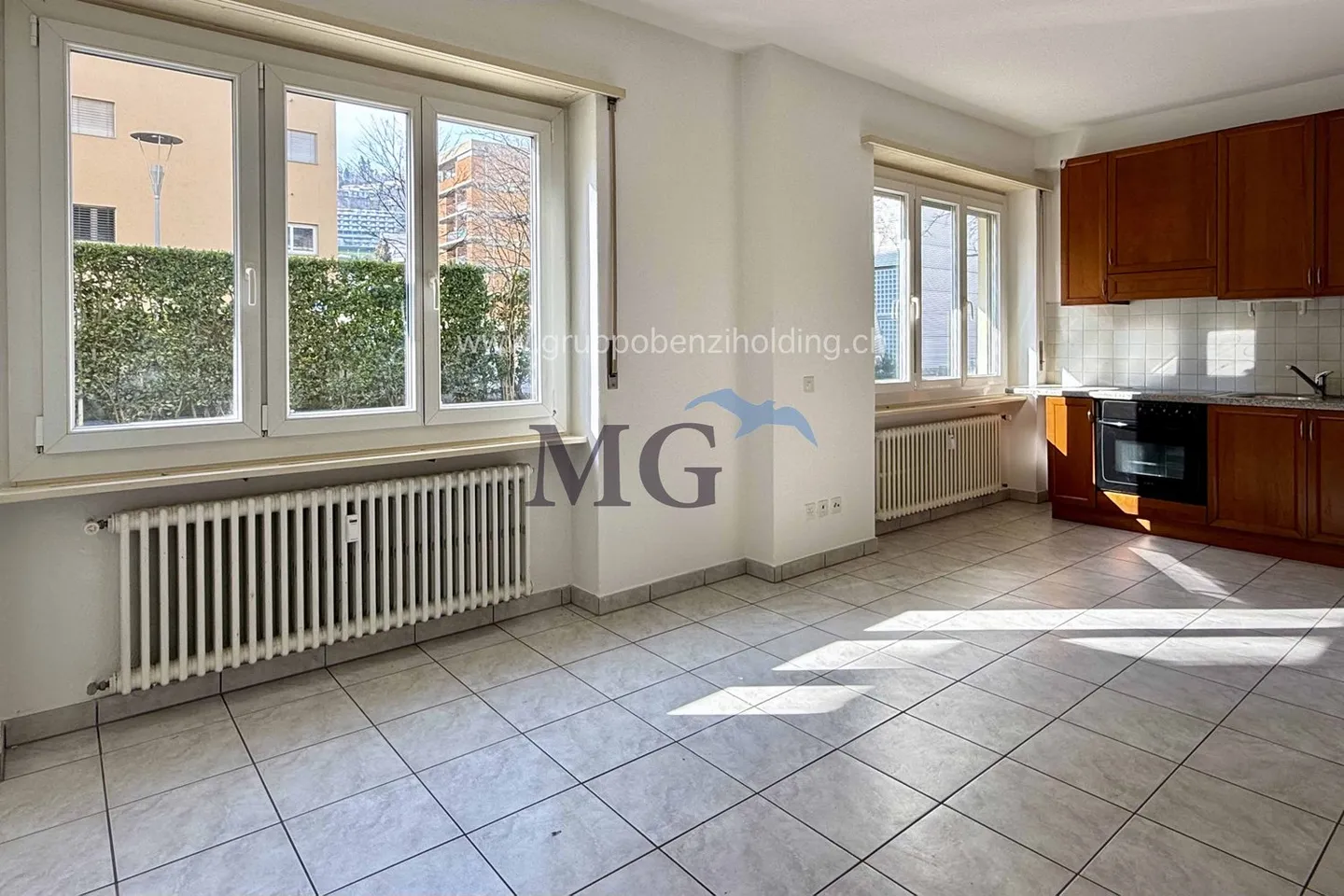 Wohnung in einer praktischen Gegend, zur Vermietung geeignet. - Photo 8 of 11