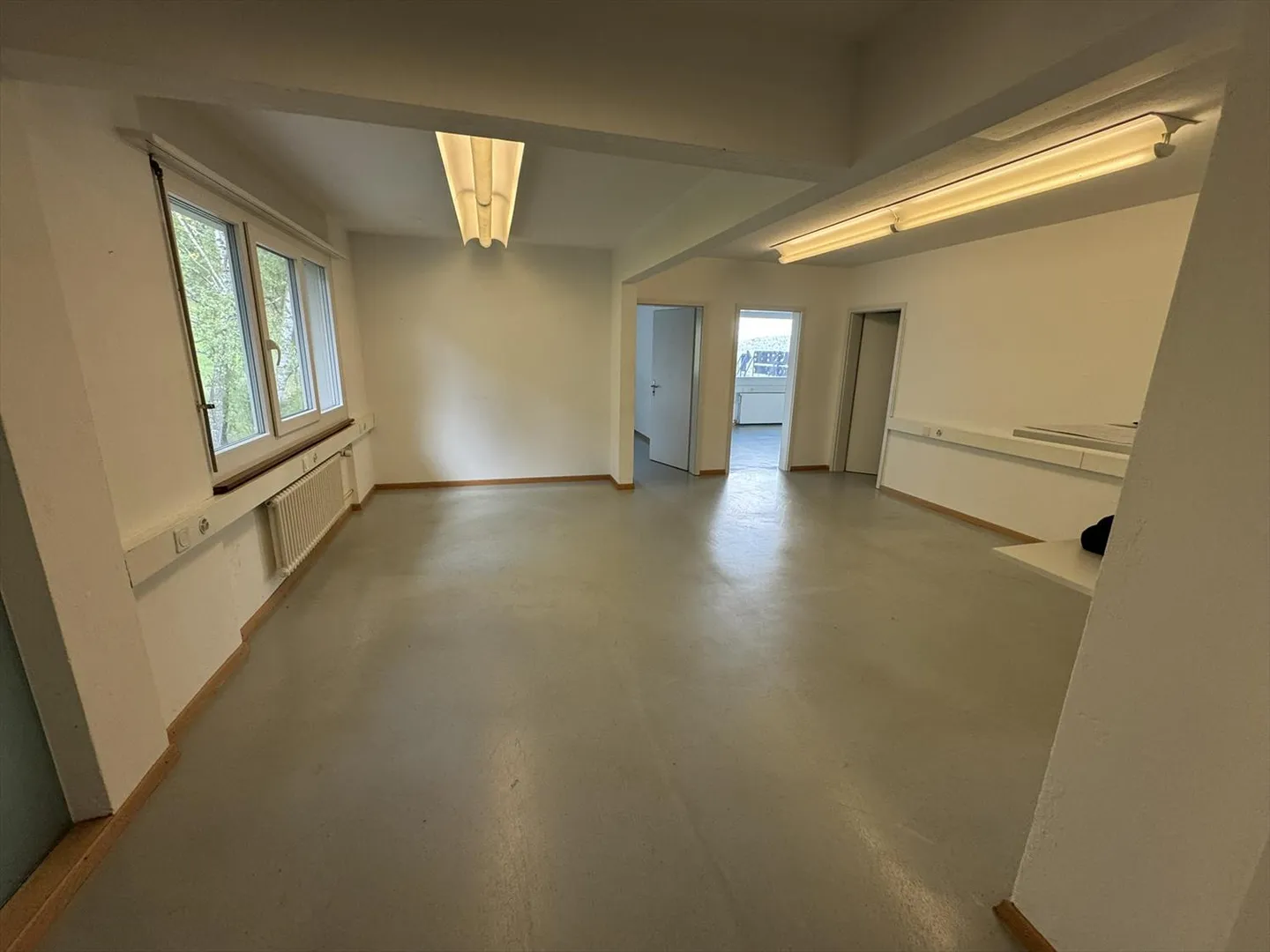 Büro - Foto 1 von 16
