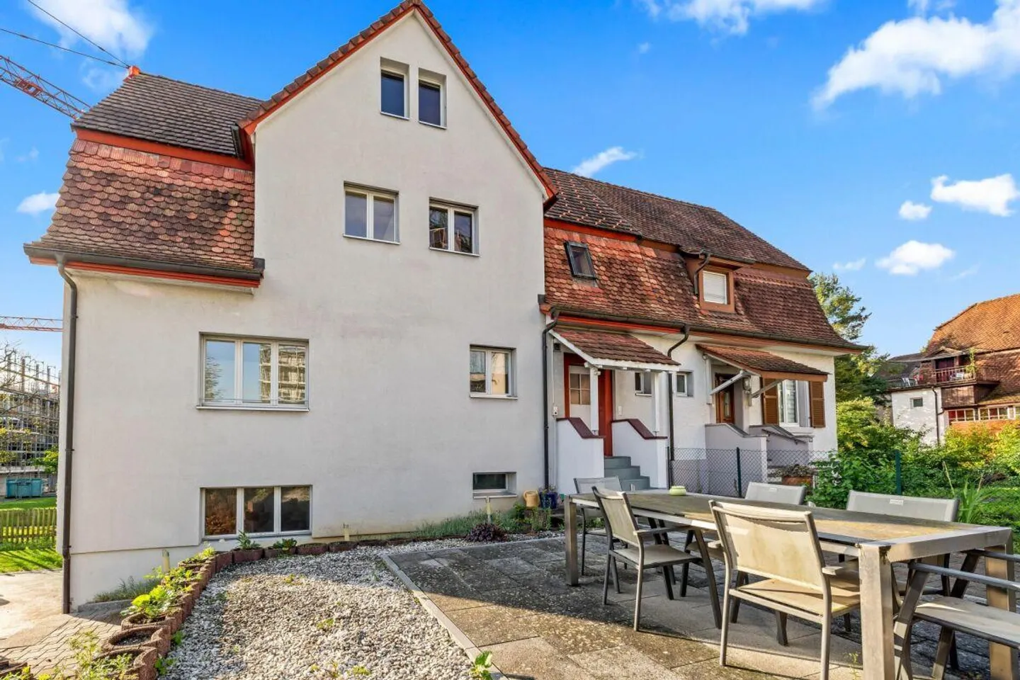 Charmantes Doppeleinfamilienhaus in Liestal - Foto 1 von 16