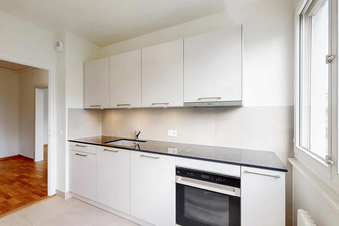 Appartamento moderno e completamente ristrutturato - Foto 3 di 7